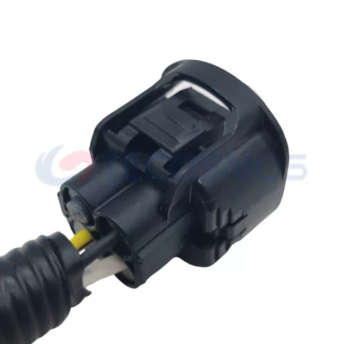 Wire Harness Plug of Automobile Waterproof Connector 4 Pin Female 7283-7043-30 - image 3